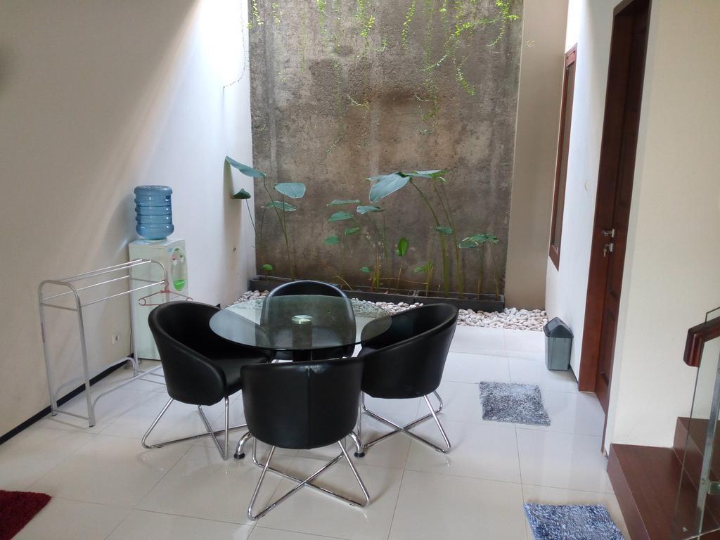 יוגיאקרטה Jaya Homestay מראה חיצוני תמונה